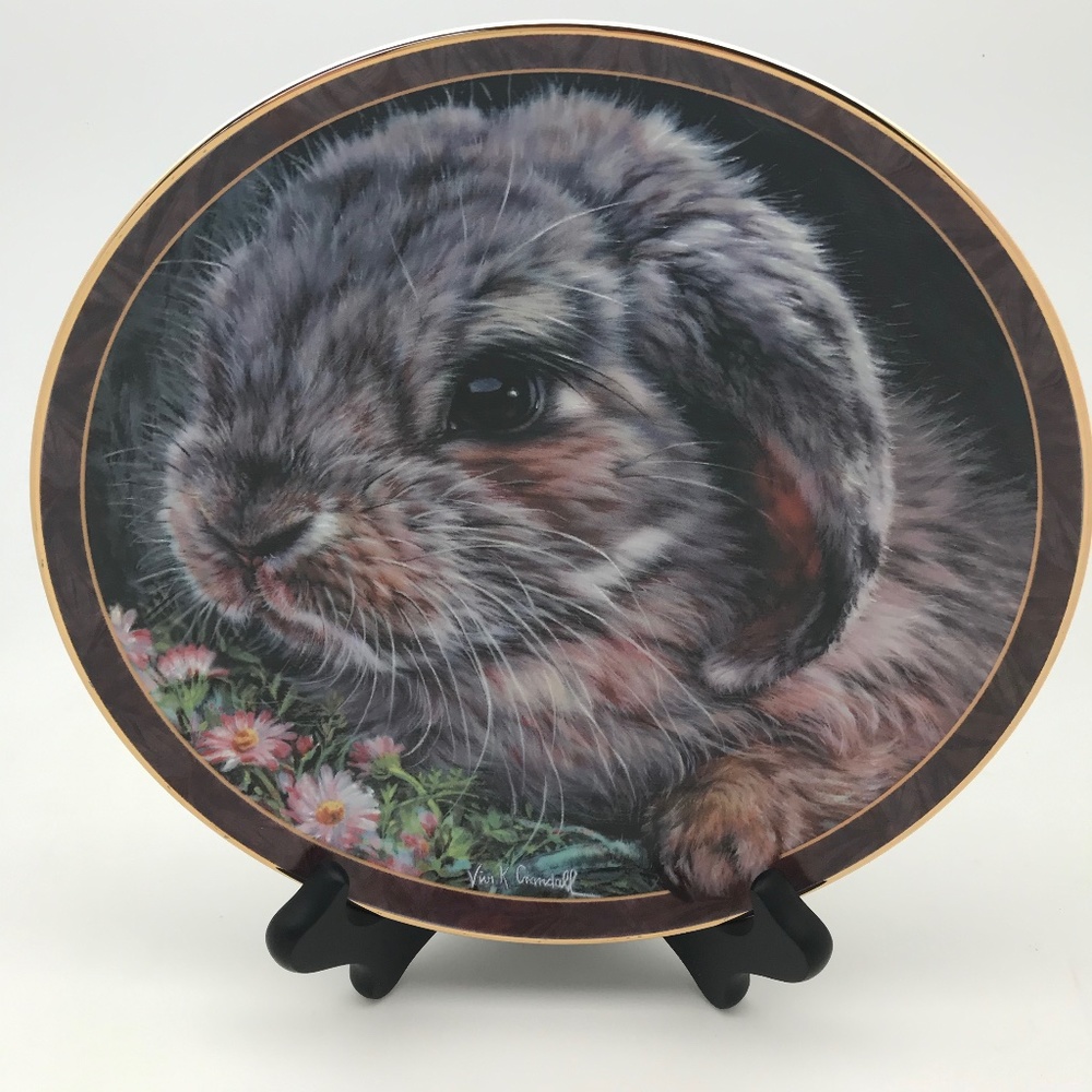 Bradford Exchange Bunny Tales Plate "Ms. Daisy"